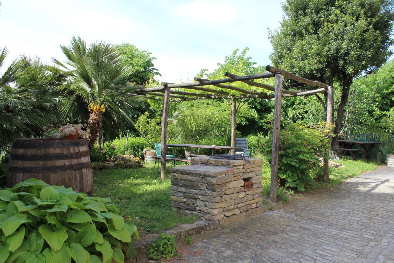 Agriturismo La Rovere Cossano Belbo 外观 照片