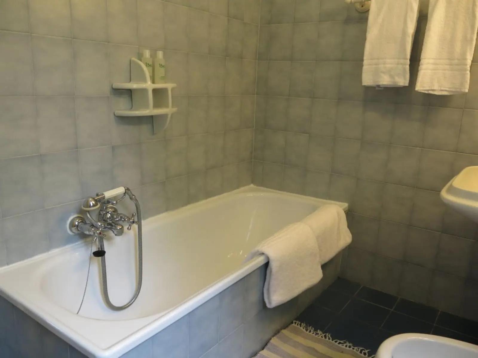 Agriturismo La Rovere Cossano Belbo 外观 照片